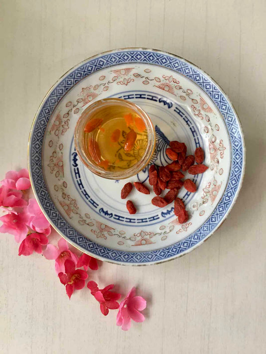 Goji Berry 'Lycium Chinense' 1 Gallon/3.8 Liter Potted Vine Plants